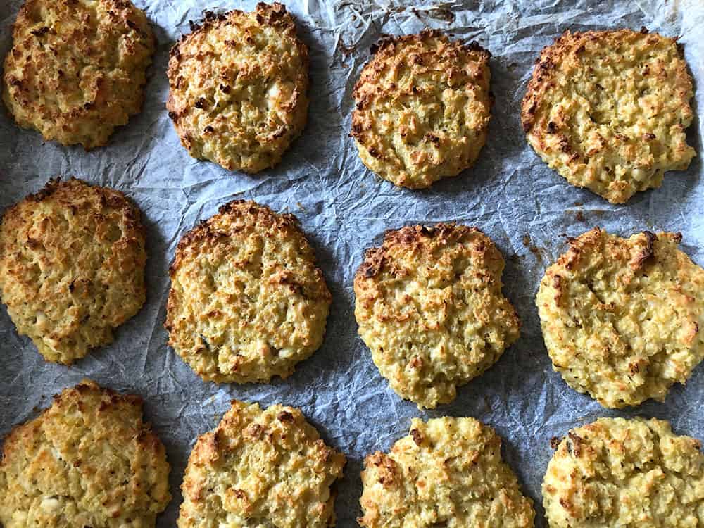 Flat meatballs of millet and eggplant