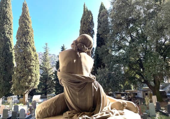 The Staglieno Cementary in Genoa : where status and eternal rest converge