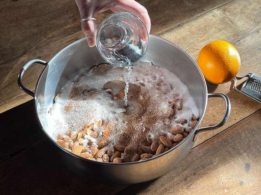 Sugared Almonds Italian Style